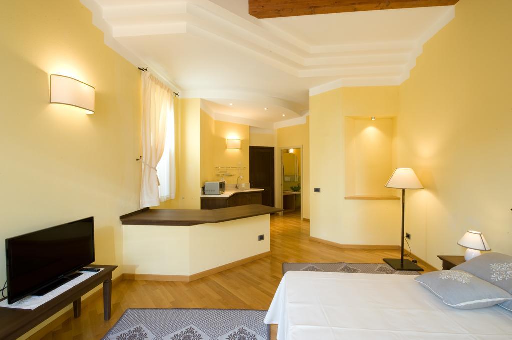 Piazza Azuni 18 Guest House Sassari Kamer foto